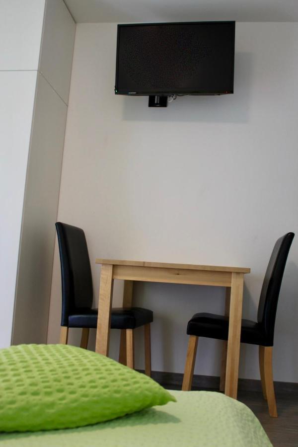 Filipovic Apartmani 梅杜林 外观 照片