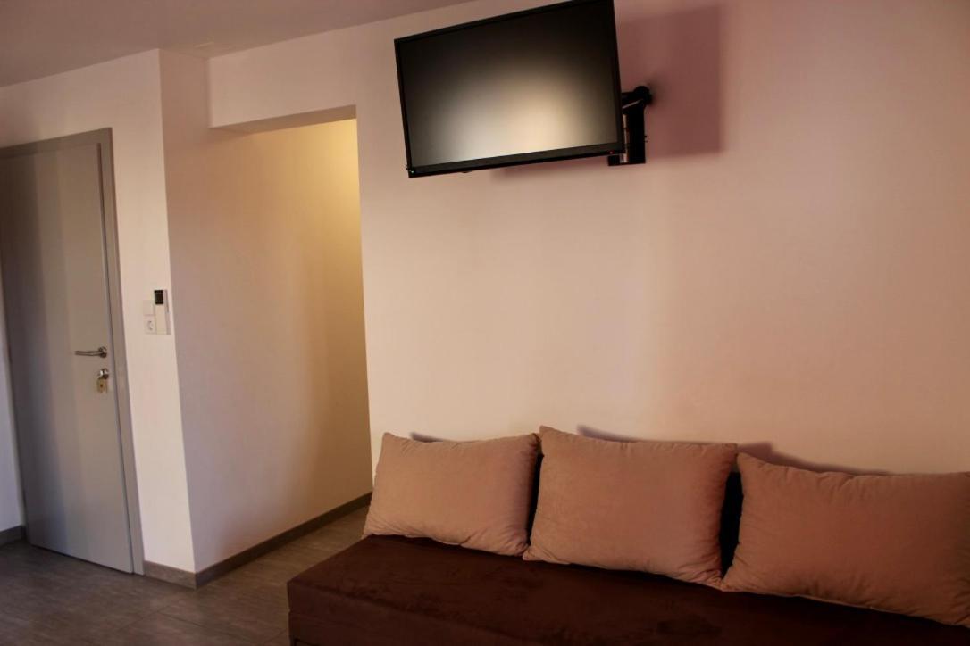 Filipovic Apartmani 梅杜林 外观 照片